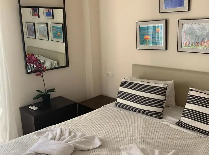 Athenian cozy Apartment!!! By Gela