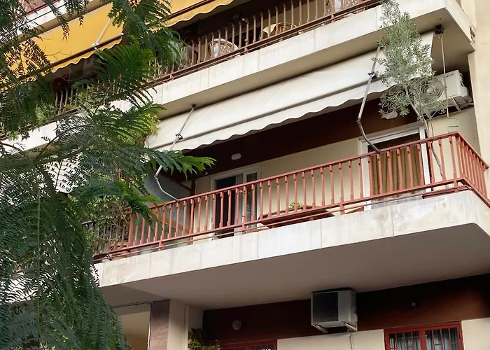 Modern 2 Bedroom Apartment Near Acropolis In The Heart Of The City - Explore Center By Foot